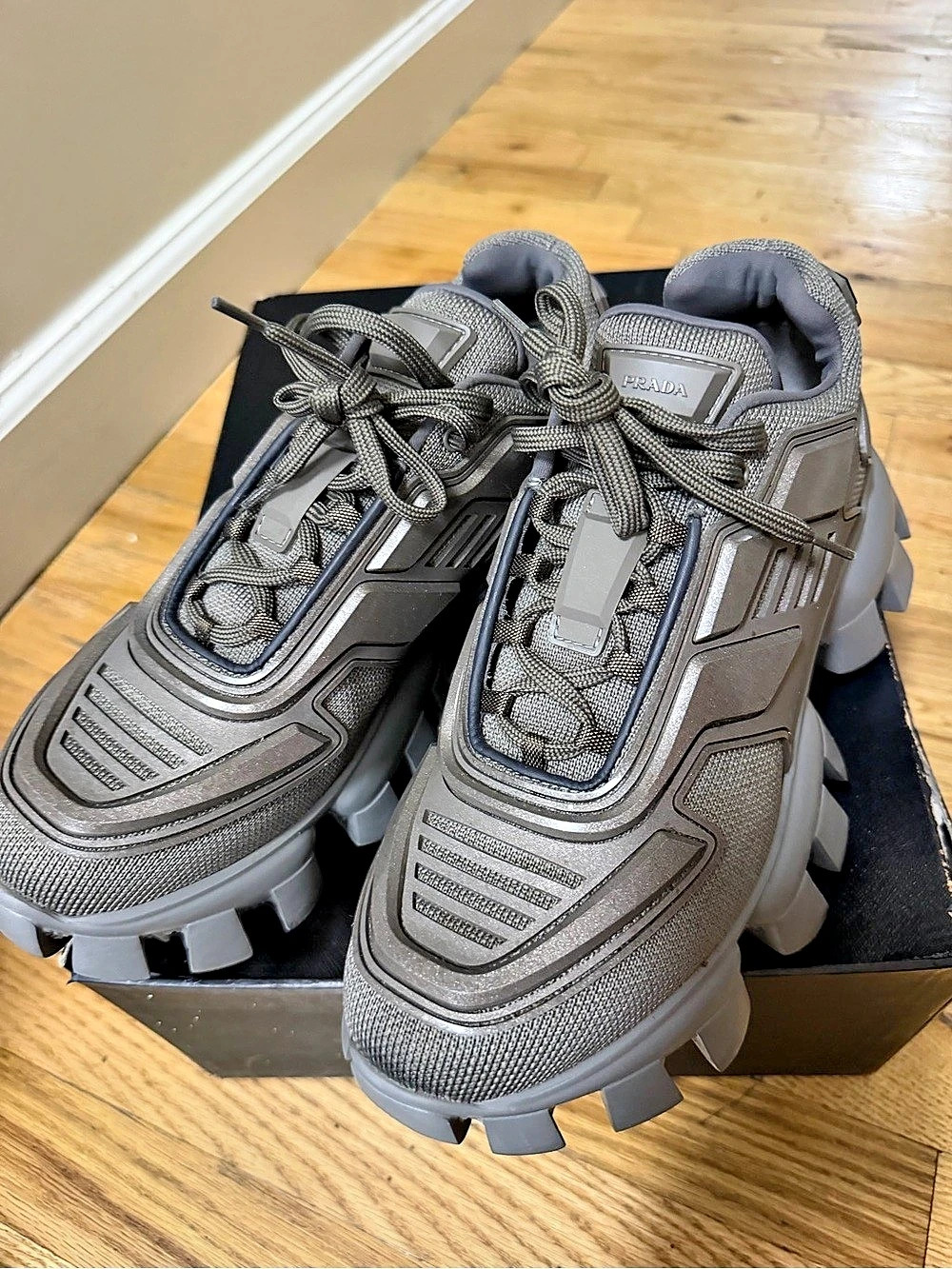 Prada Cloudbust Thunder Sneakers Gray US 6 Like New